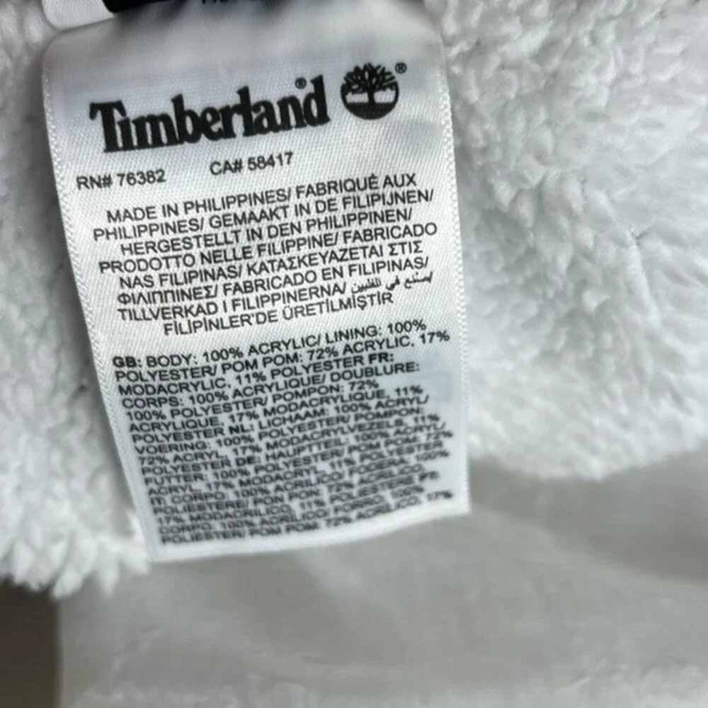 Timberland Women`s Cable Knit Cuff Pom Beanie  Fleece lined Color Gray